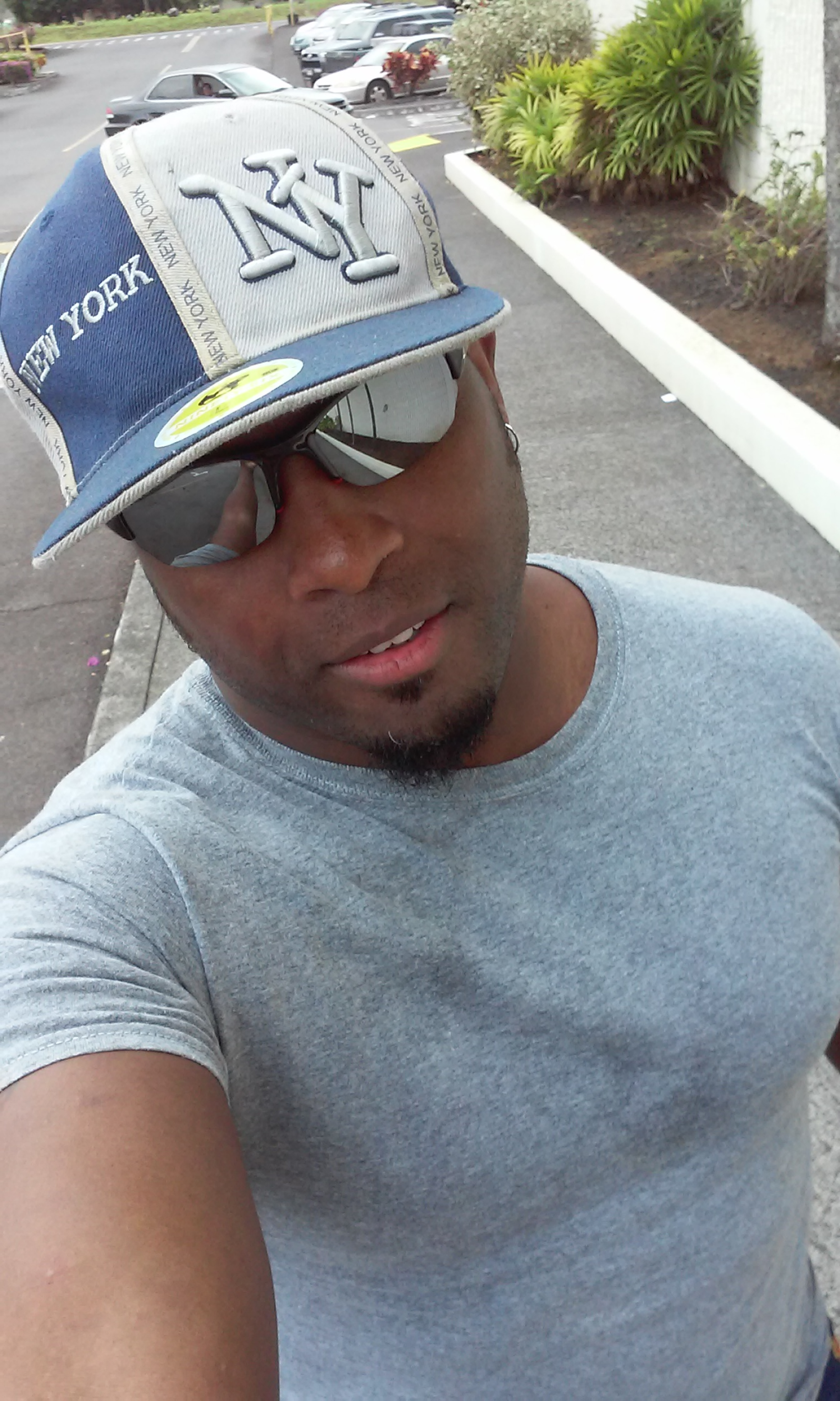 Nelly8995