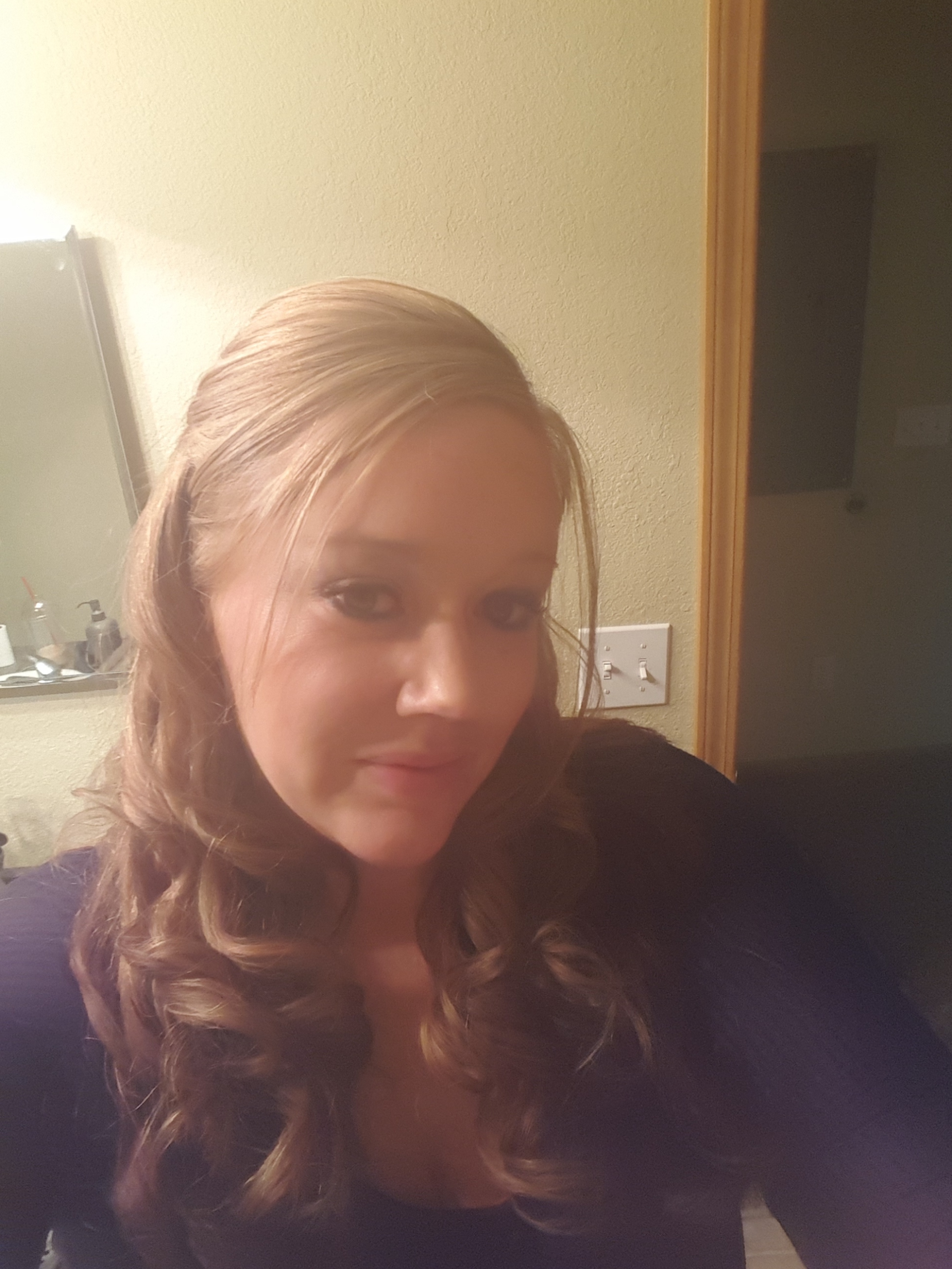 Looking4mrright