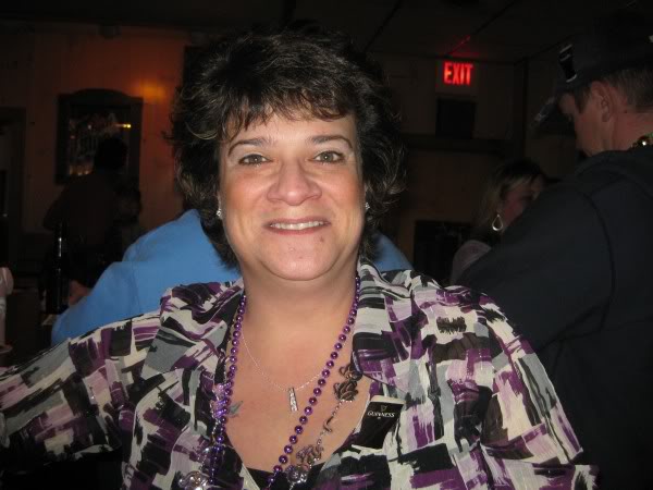 DebbieH695