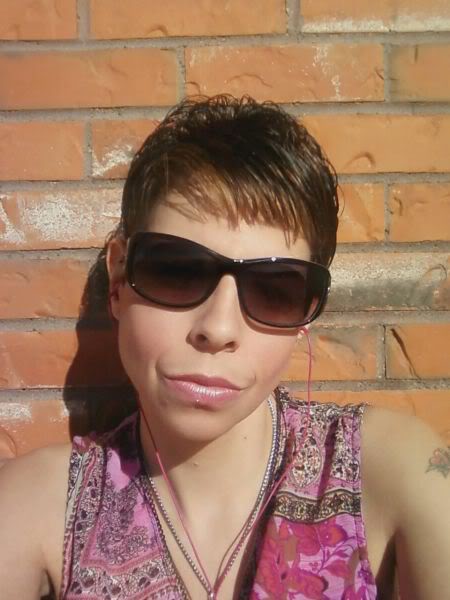LeonaJ
