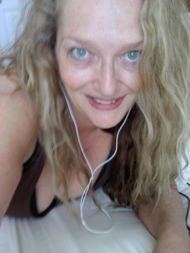 VickiW7123