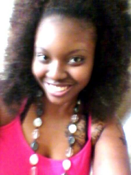 ItzQUEENV2Yu