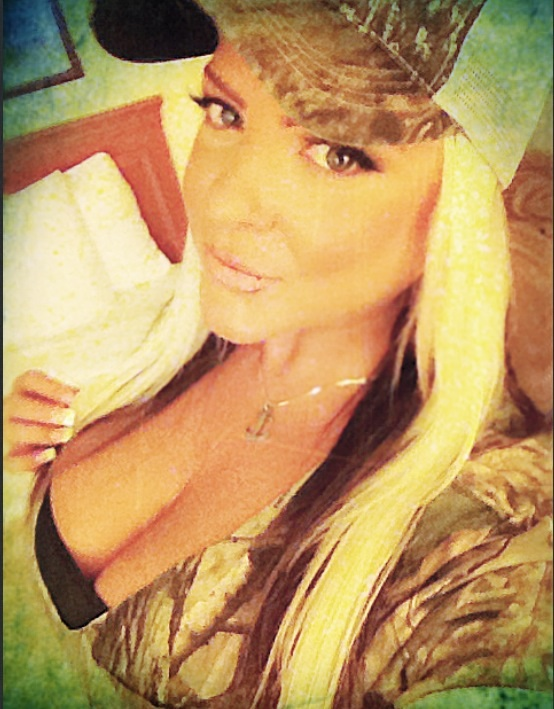 Melanieeb