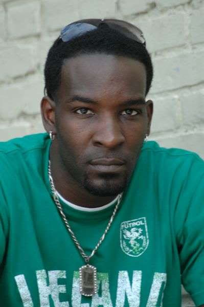 David784